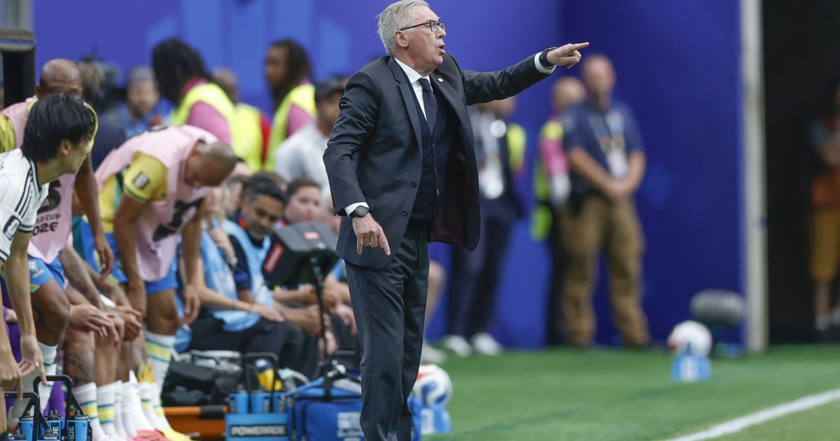 Silas elogia Carlo Ancelotti
