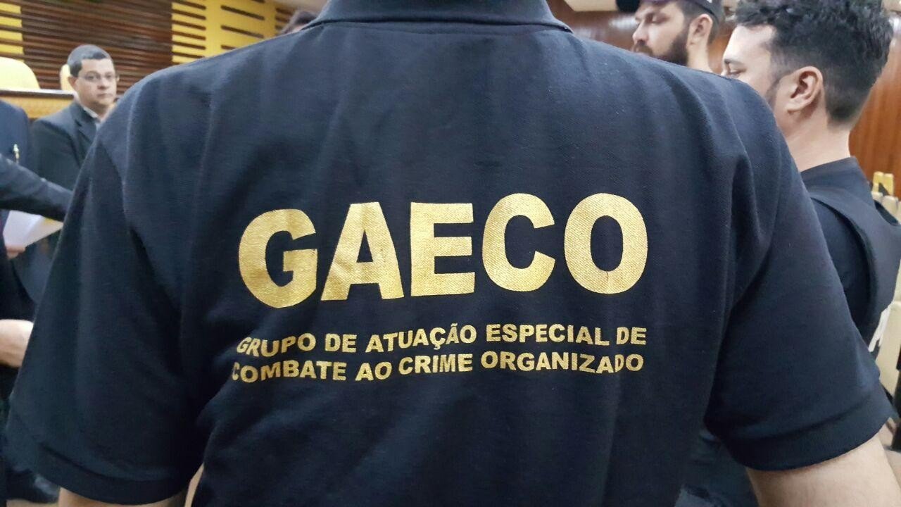 Operação mira rede de financiamento do PCC