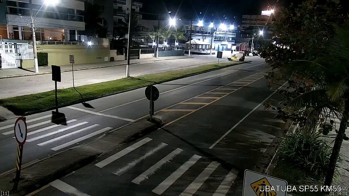 Tráfego normal em Ubatuba com visibilidade reduzida