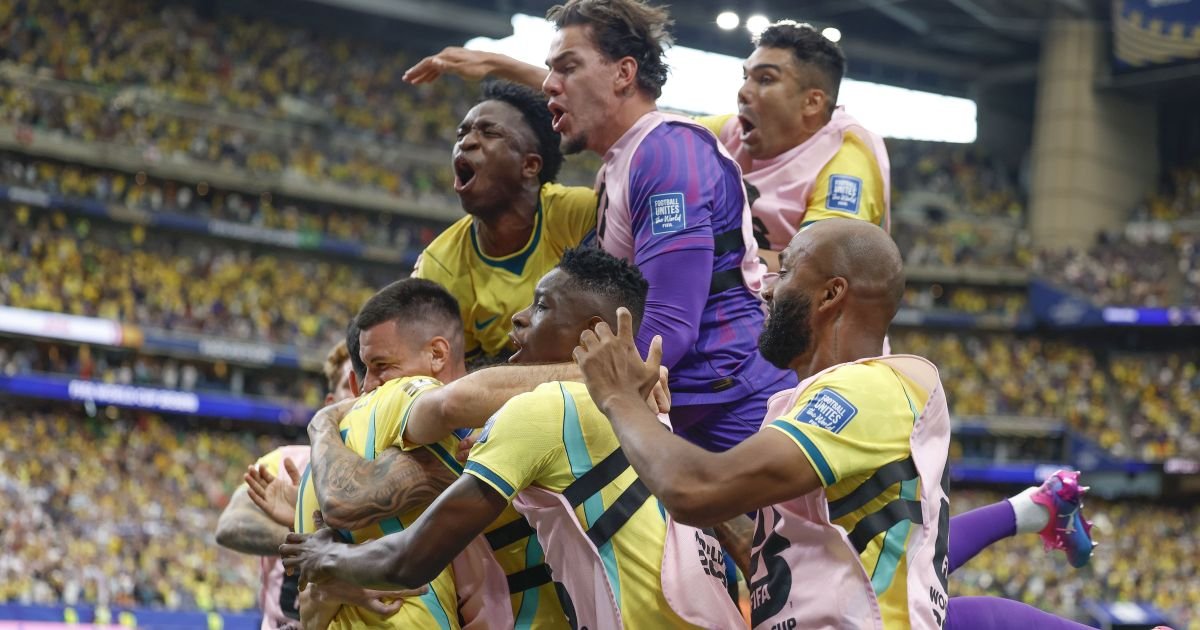 Brasil encara Noruega nas oitavas da Copa
