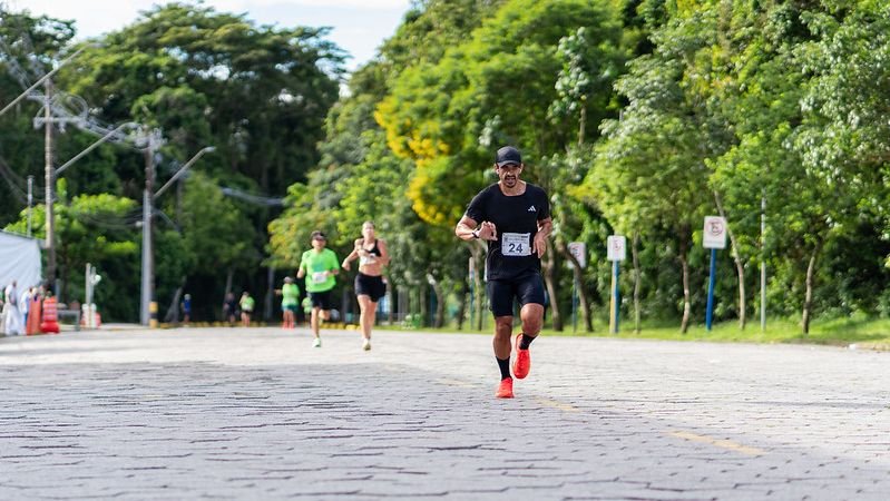 Circuito Riviera Tour atrai turistas em Bertioga
