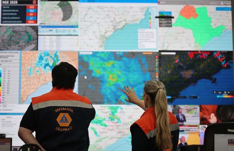 Frente fria traz ventos fortes e chuva intensa