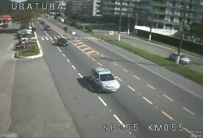 Tráfego normal em SP 055 de São Sebastião