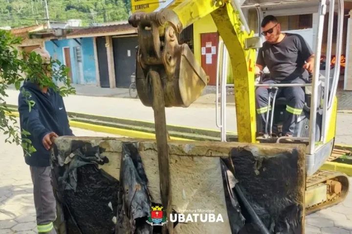 Infraestrutura recolhe 8,4 toneladas de entulho em Ubatuba