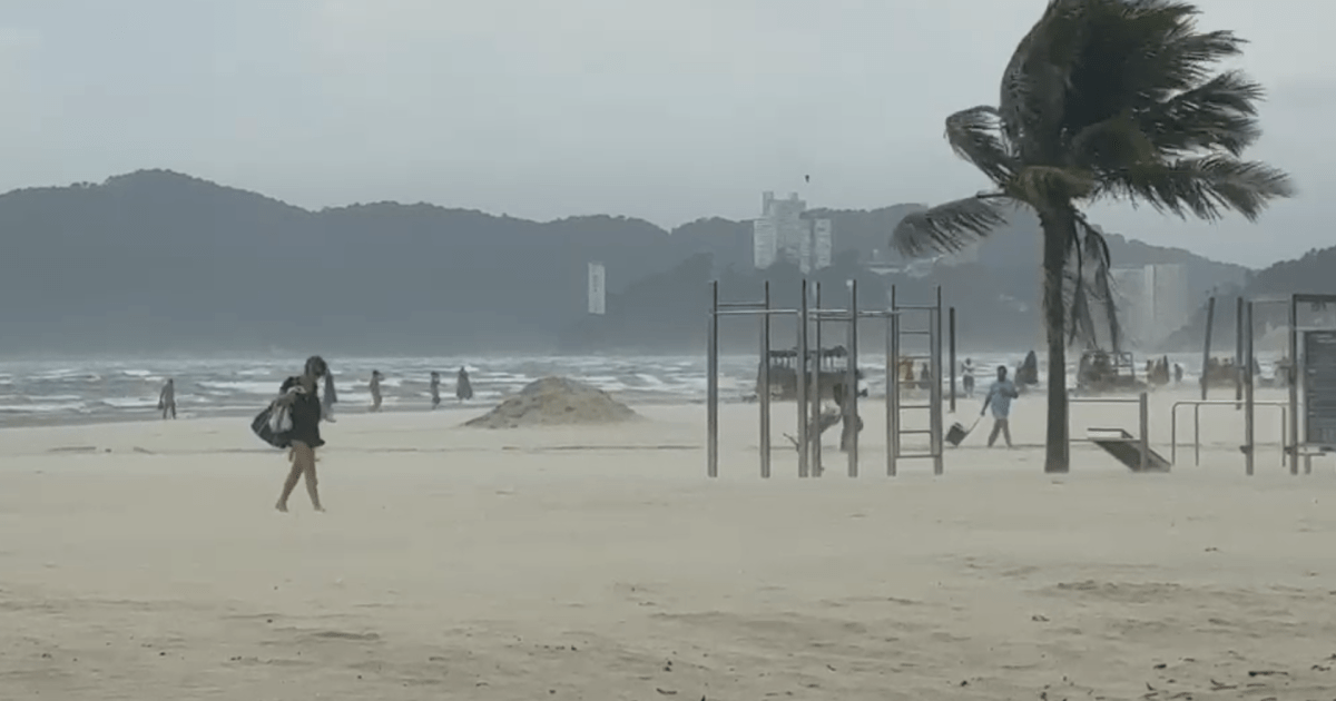 Vendaval deixa três mortos no litoral de São Paulo