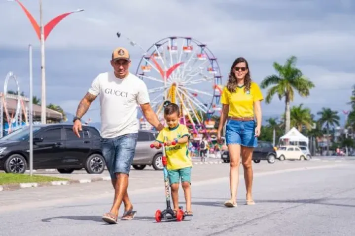 Rua da Família traz esporte e cultura a Caraguatatuba