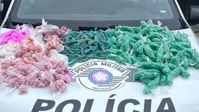 Polícia apreende 6,9kg de drogas em São Sebastião
