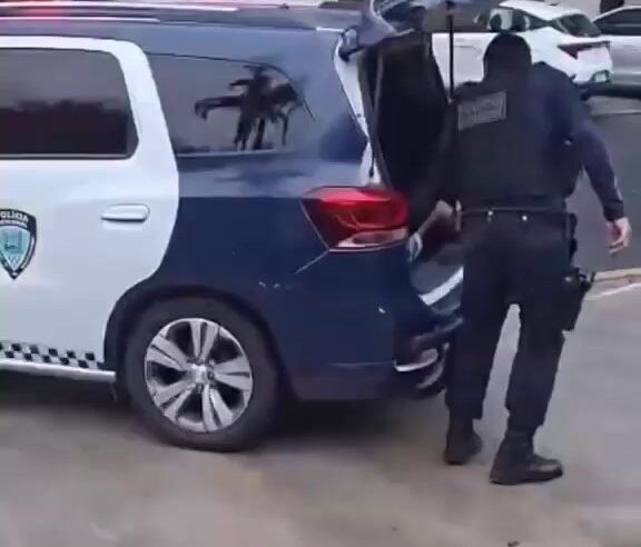 Homem é preso com drogas na Praia Deserta
