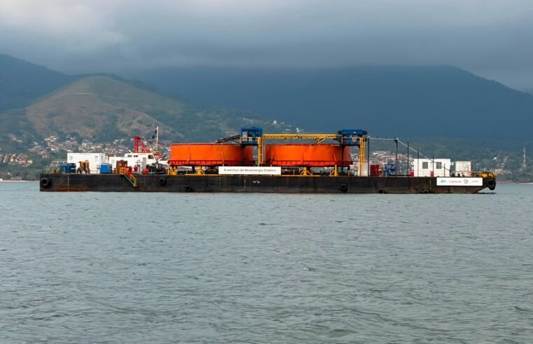 Ilhabela instala cabos subaquáticos que dobram energia