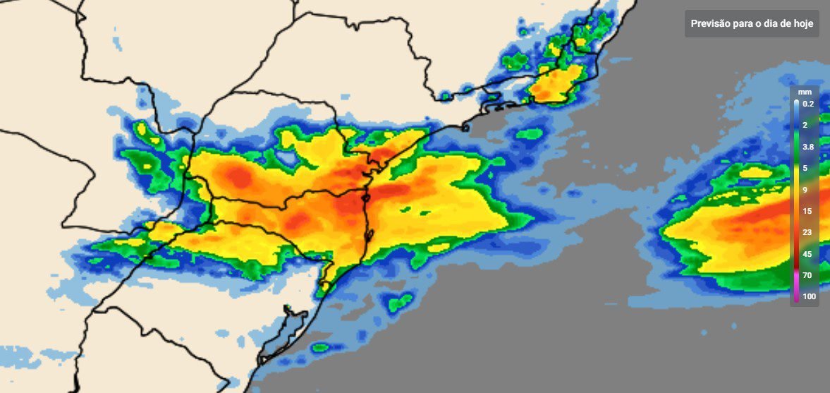 Litoral Norte tem chuva fraca e céu nublado