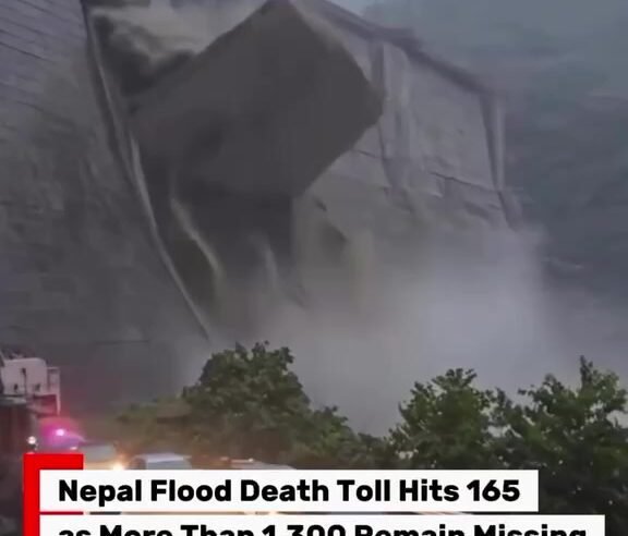Tragédia no Nepal e Tibete deixa 362 mortos e mais de 1.300 desaparecidos após c