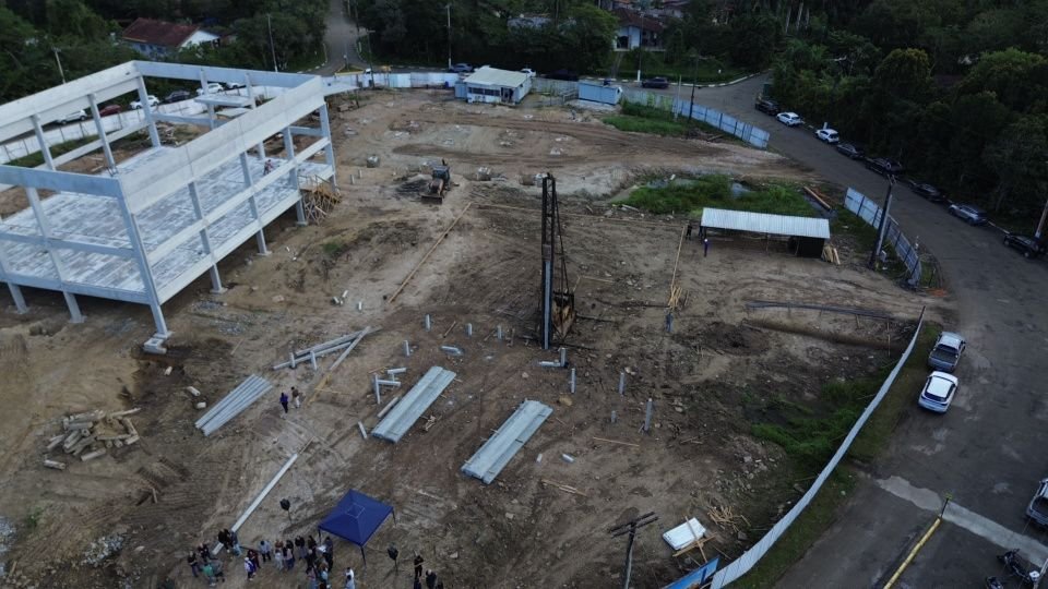 Bertioga inicia obra de escola de R$15 milhões