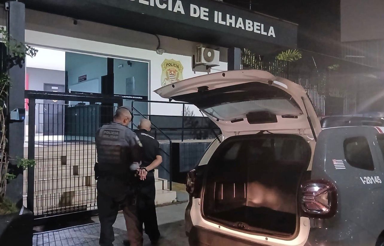 Roubo com celular termina em prisão após confronto