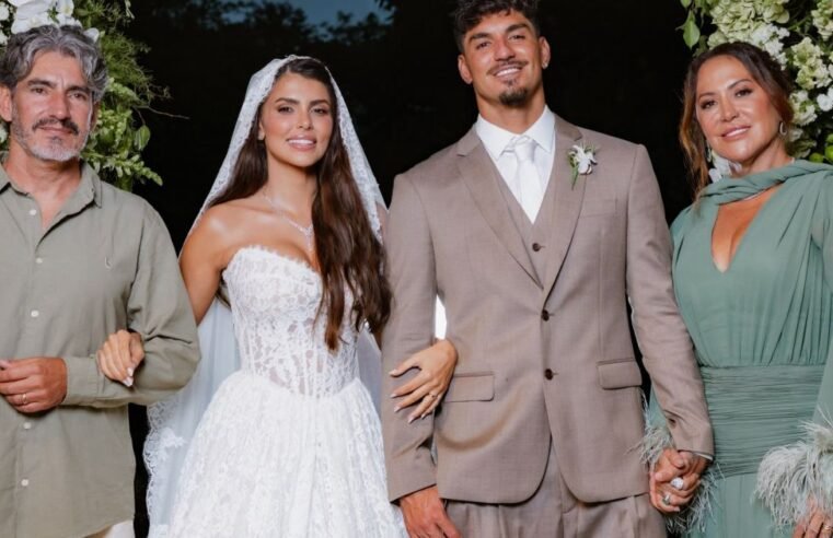 Gabriel Medina e Isabella Arantes casam em São Sebastião