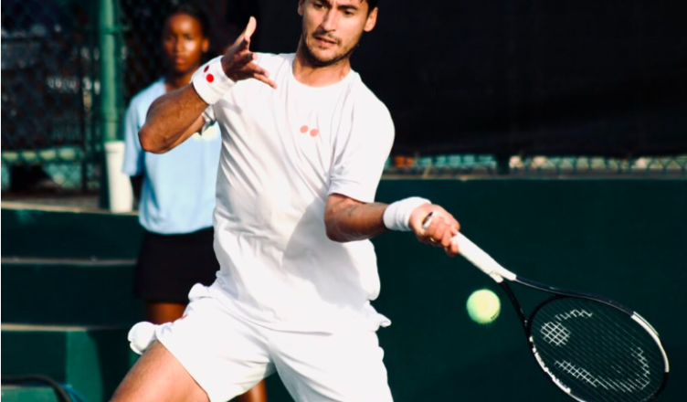 Dupla de Caraguatatuba é eliminada em torneio de tênis
