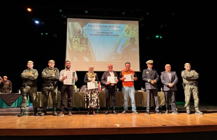 Ilhabela recebe Medalha Challenge Coin da PM Ambiental