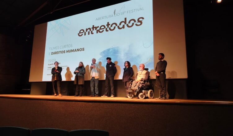 Caraguatatuba abre festival Entretodos com cinema gratuito