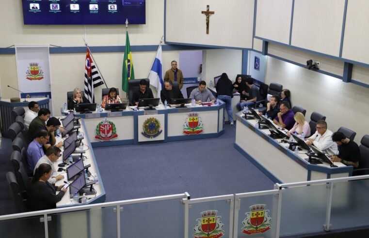 Câmara de Caraguatatuba aprova três projetos
