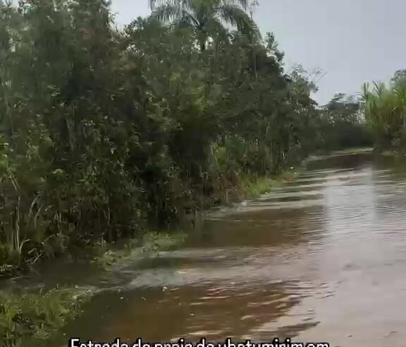 Estrada da Praia do Ubatumirim Ubatuba totalmente alagada nessa