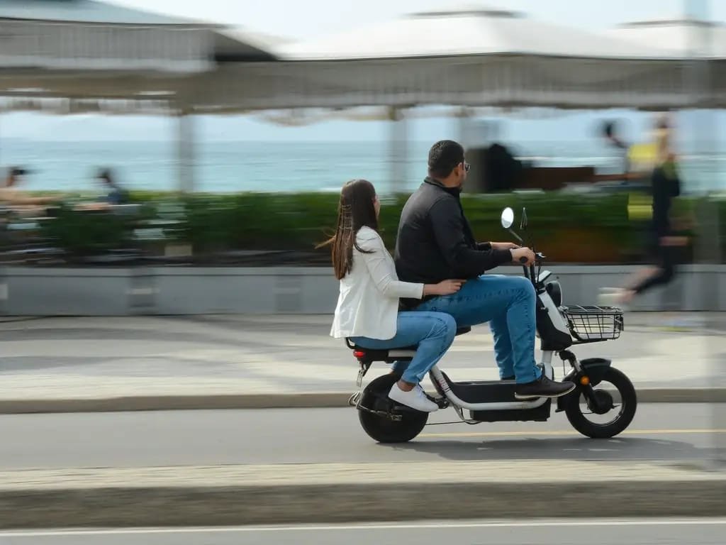 Ubatuba obriga capacete e idade mínima
