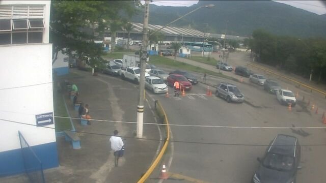 Confira o tempo de espera pela balsa de Ilhabela