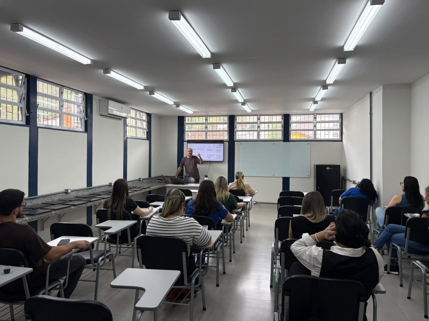 Qualificação de servidores amplia capacidade de São Sebastião