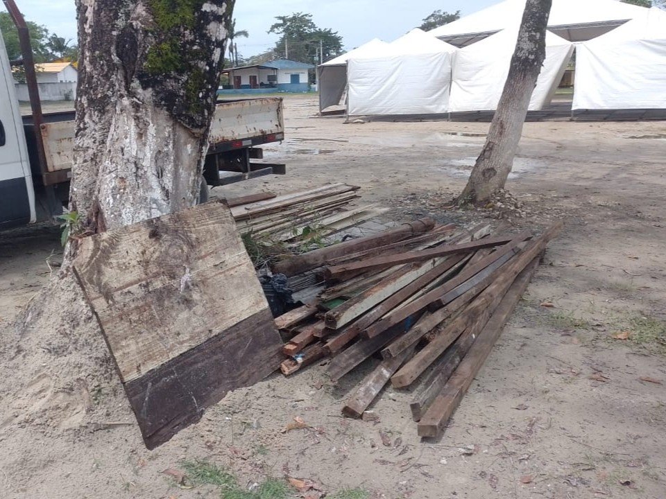 Fiscalização apreende materiais de construção em Boracéia