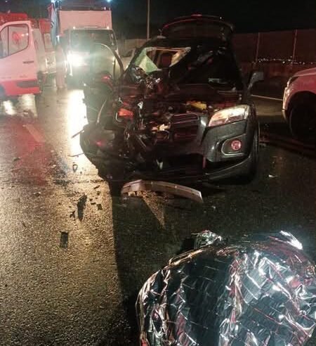 URGENTE: GRAVE ACIDENTE NA RODOVIA DOS TAMOIOS DEIXA DUAS