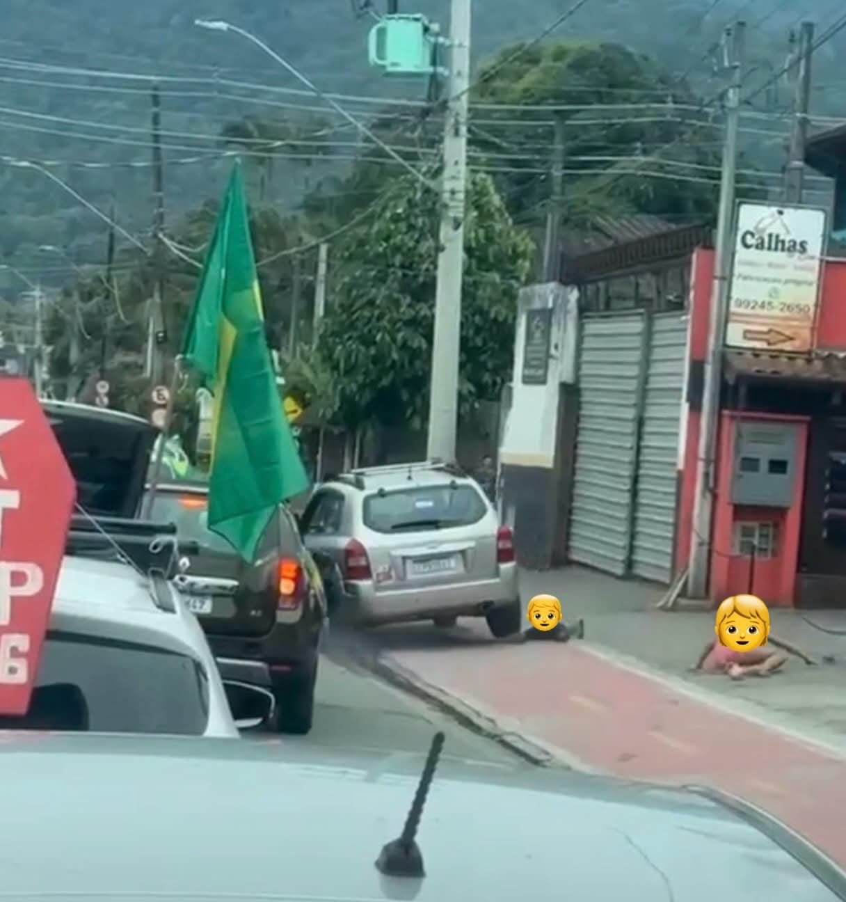 Duas crianças são atropeladas durante carreata em Ilhabela