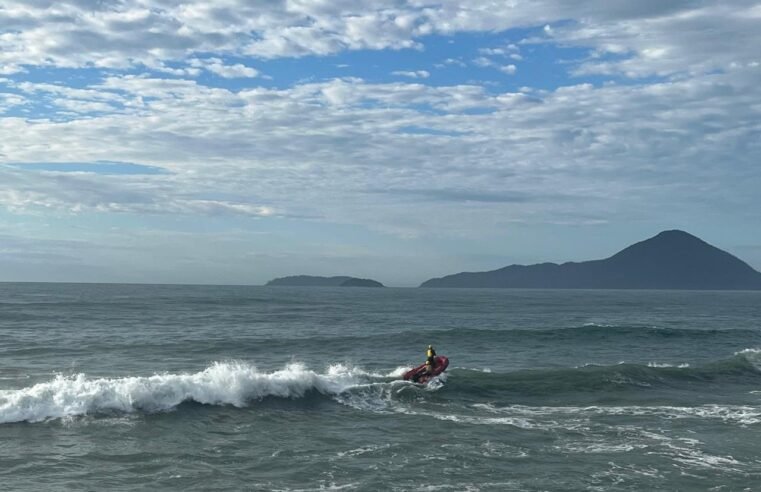 GBMar busca banhista desaparecido na Praia do Tenório